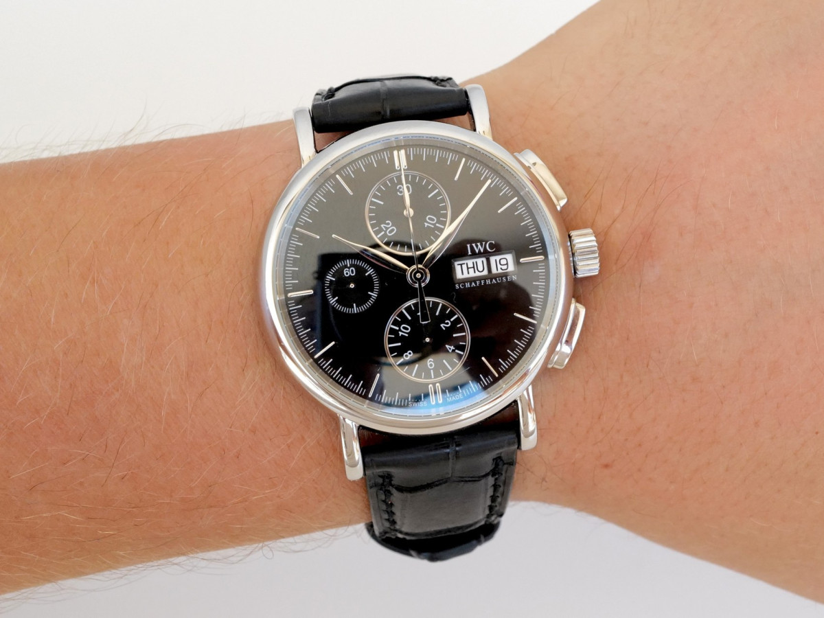 Часы IWC Portofino Chronograph 42mm Black Dial[5]