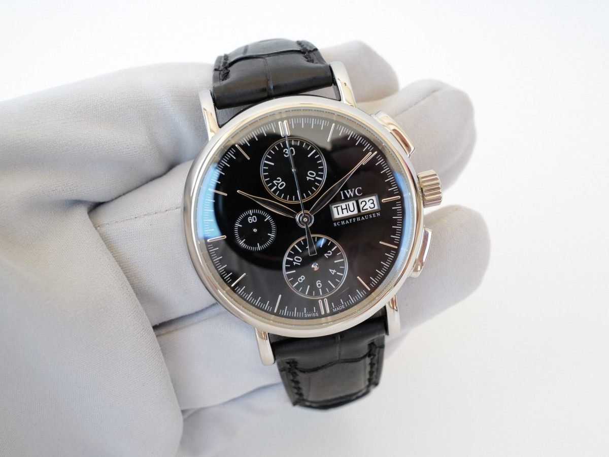 Часы IWC Portofino Chronograph 42mm Black Dial[8]