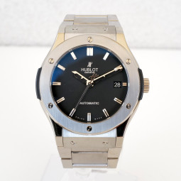 Швейцарський годинник Hublot Classic Fusion Titanium Automatic 45mm