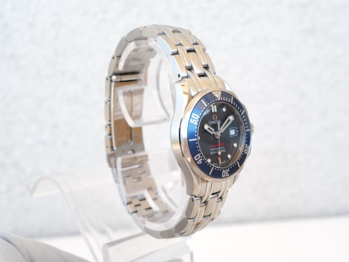 Omega Seamaster Diver 300 M Lady Blue Dial Quartz 28mm watch[6]