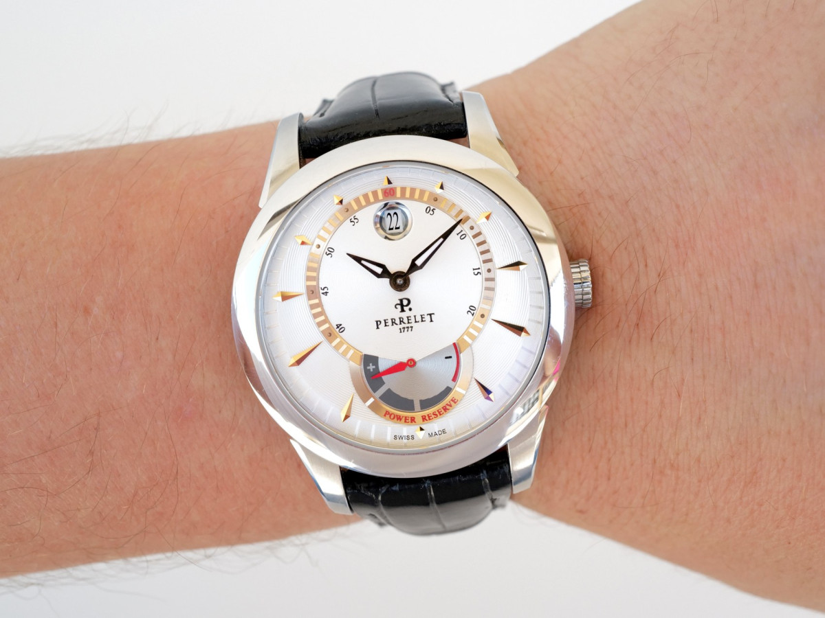 Годинник Perrelet Date Power Reserve 40[5]