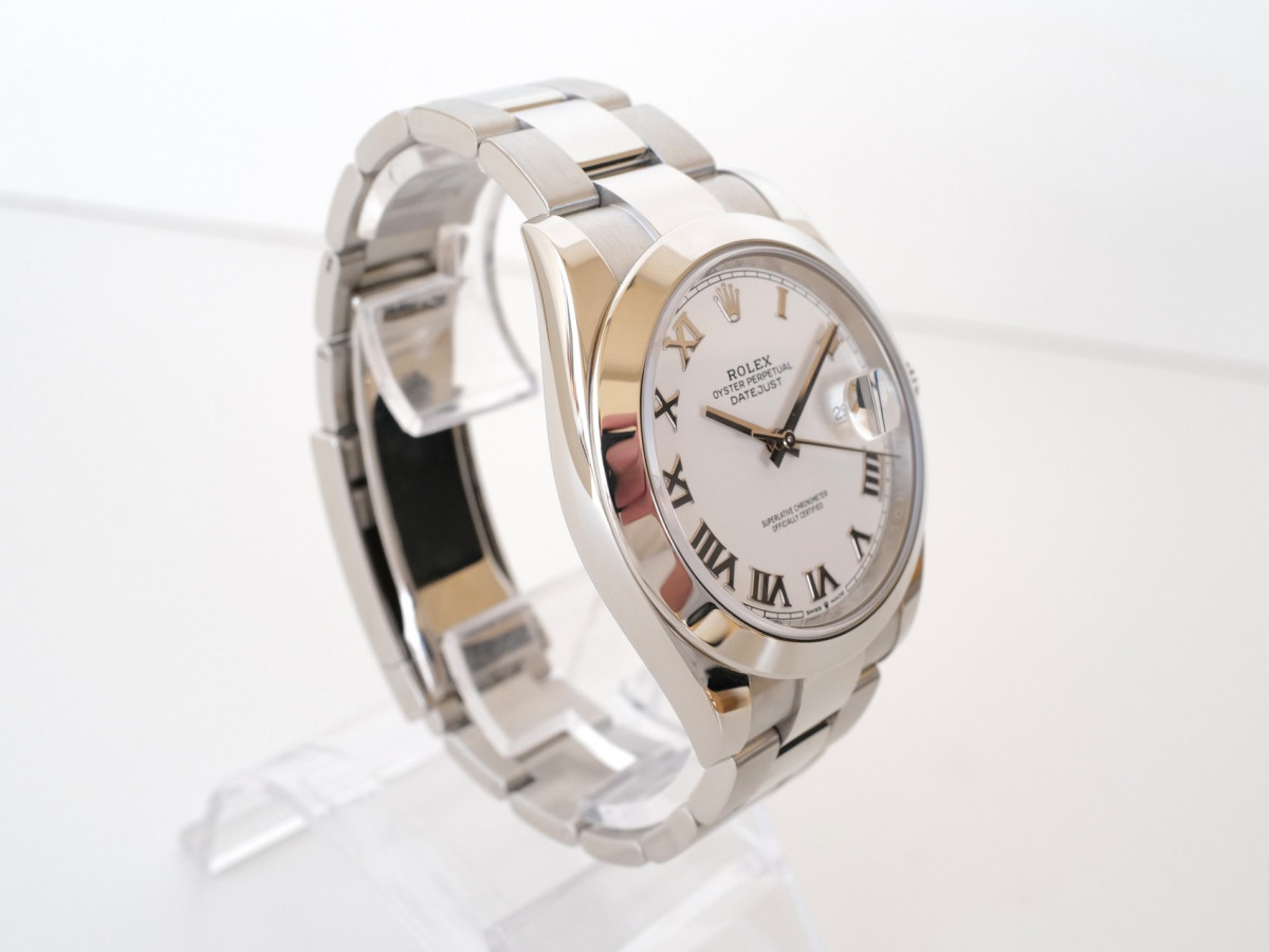 Rolex Datejust 41 White Romans Dial Domed Bezel Oyster Bracelet watch[6]
