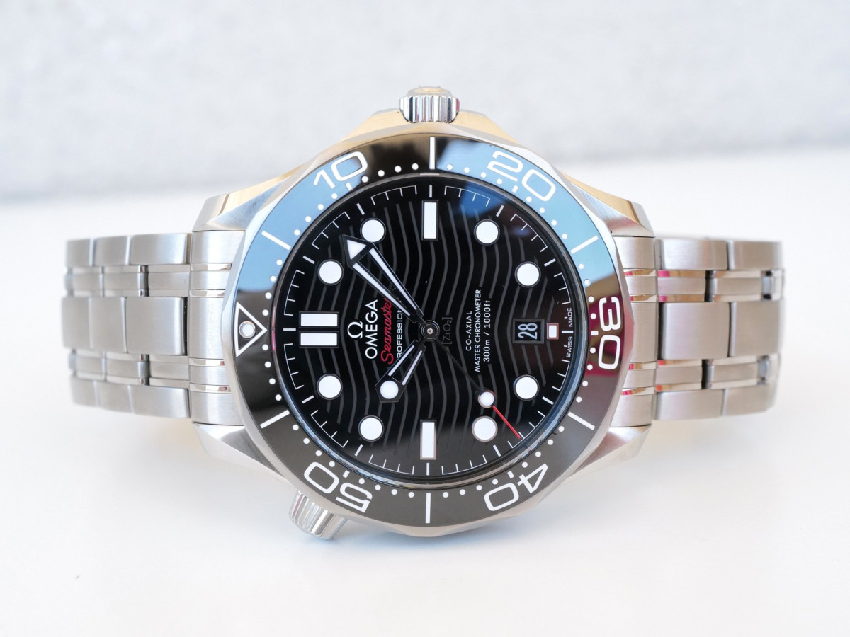 Годинник Omega Seamaster Diver 300m Co-Axial Chronometer Black Dial 42mm NEW (2026)
