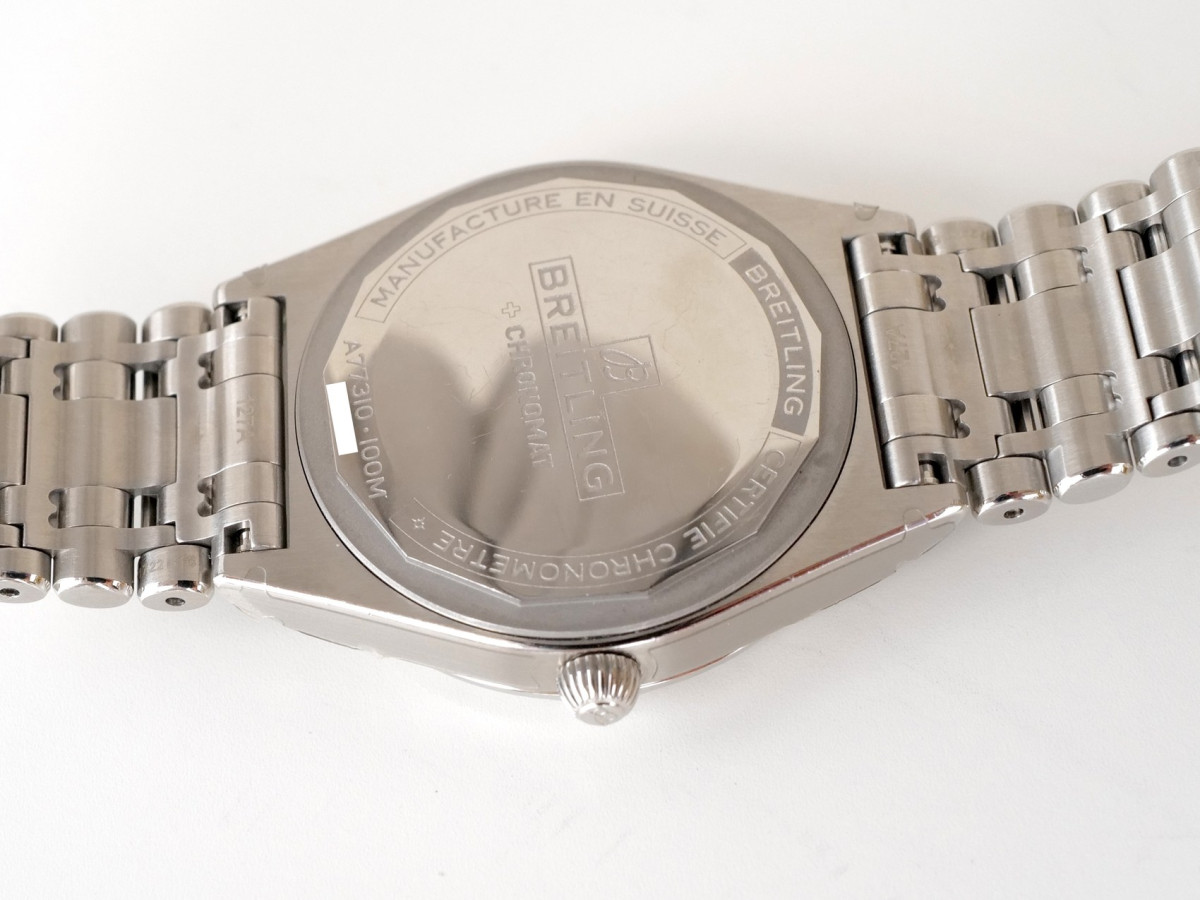 Breitling Chronomat 32 Blue Dial NEW watch[3]
