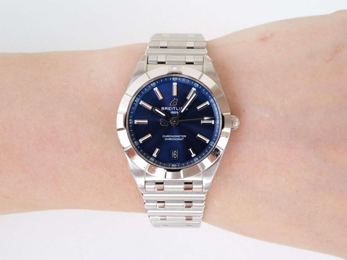 Breitling Chronomat 32 Blue Dial NEW watch[5]