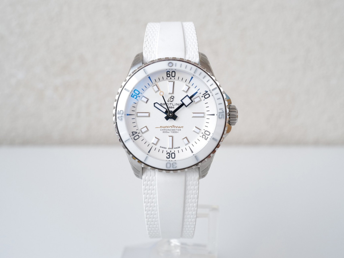 Купить часы Breitling Superocean Automatic 36 White Dial NEW