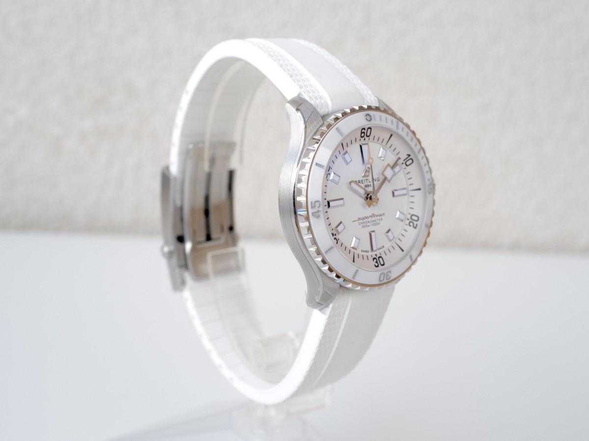 Часы Breitling Superocean Automatic 36 White Dial NEW[6]
