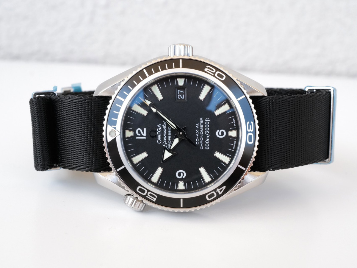 Часы Omega Seamaster Planet Ocean Black Dial 42