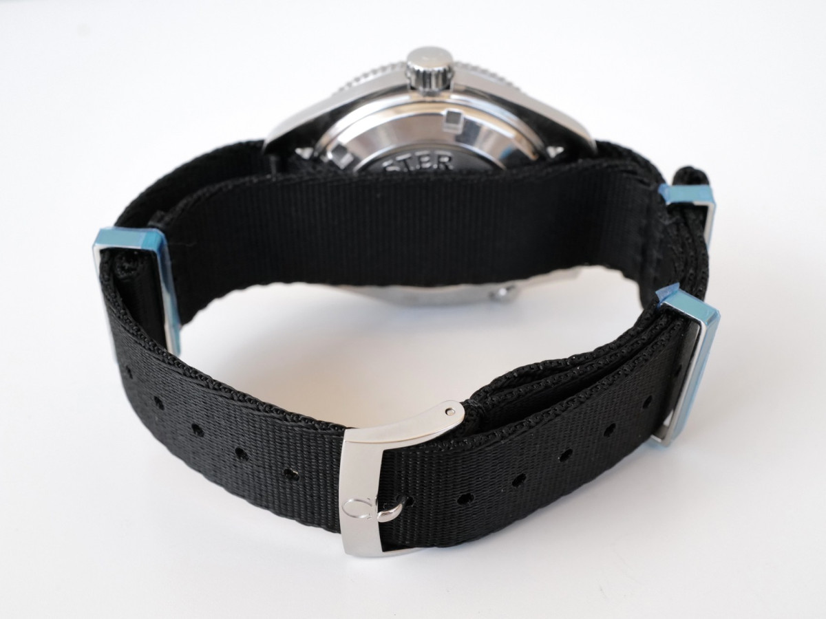 Часы Omega Seamaster Planet Ocean Black Dial 42[2]