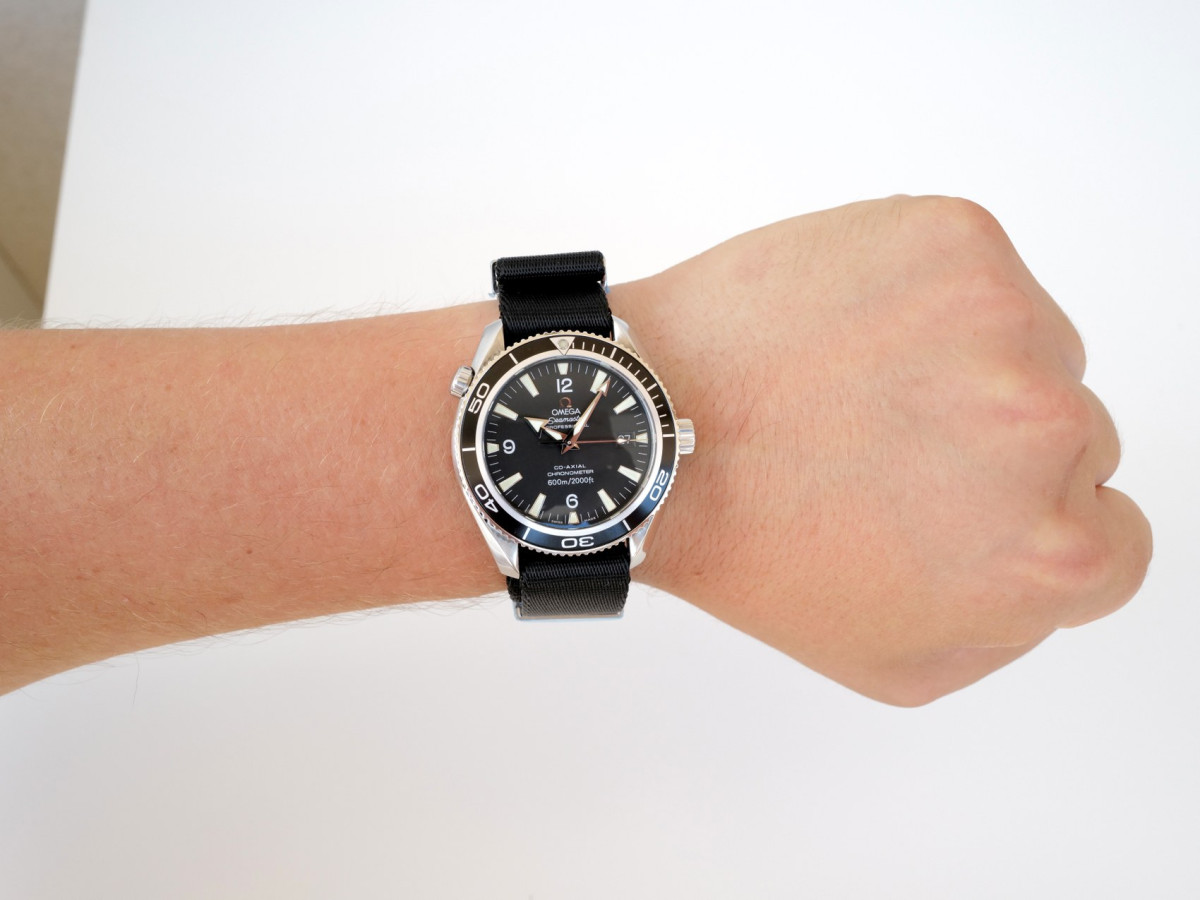 Часы Omega Seamaster Planet Ocean Black Dial 42[4]