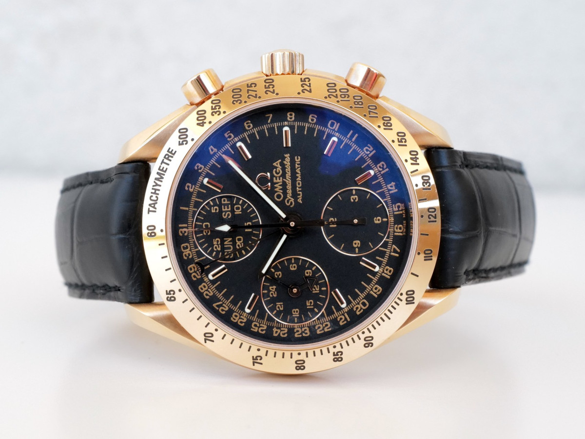 Omega Speedmaster Day Date 18K Rose Gold 39 watch