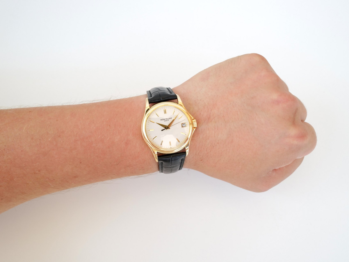Patek Philippe Calatrava 18K Yellow Gold 37 watch[4]