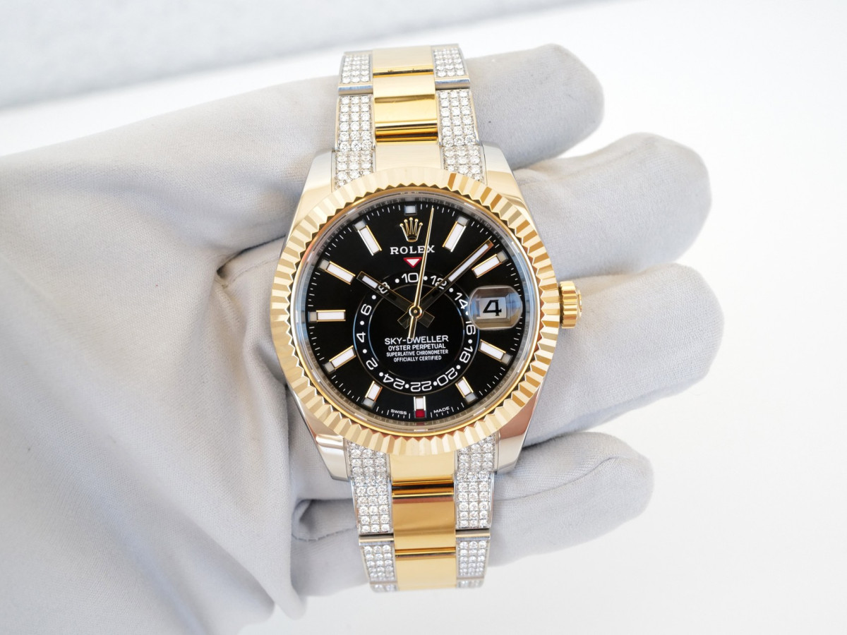 Годинник Rolex Sky-Dweller 42 Oyster Steel 18K Yellow Gold Black Dial[8]