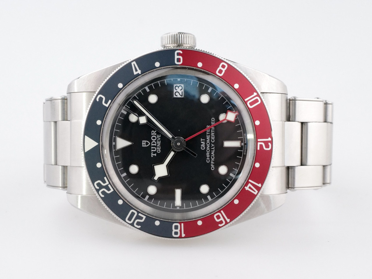 Tudor Black Bay GMT Pepsi 41 watch