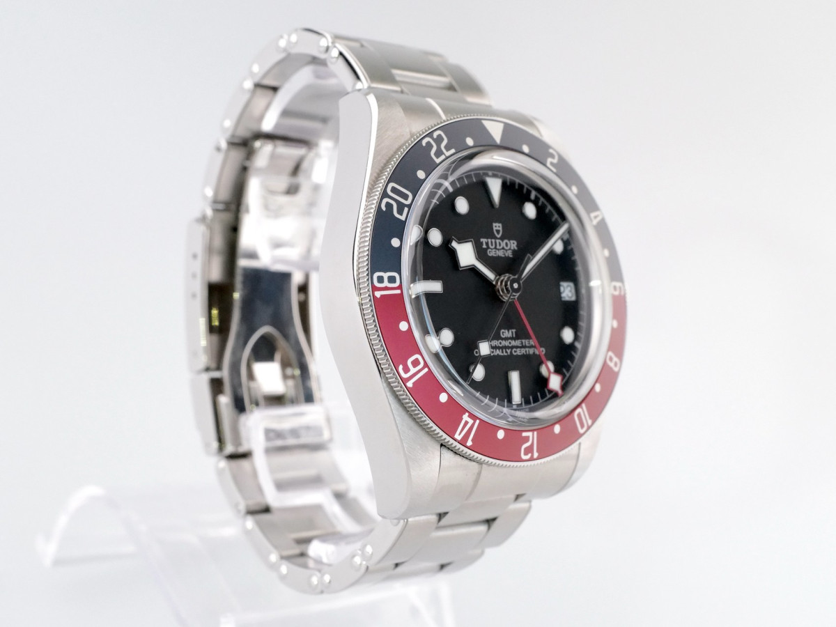 Tudor Black Bay GMT Pepsi 41 watch[5]