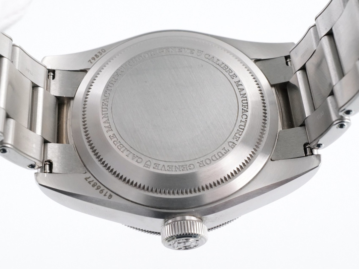Tudor Black Bay GMT Pepsi 41 watch[3]