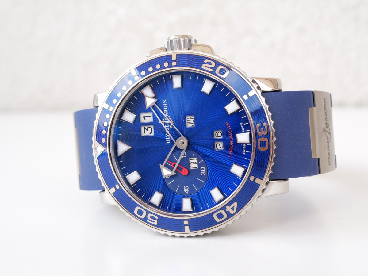 Годинник Ulysse Nardin Marine Aqua Perpetual GMT Limited Edition 43