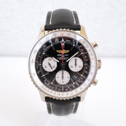 Швейцарський годинник Breitling Navitimer 01 Black Dial 43mm