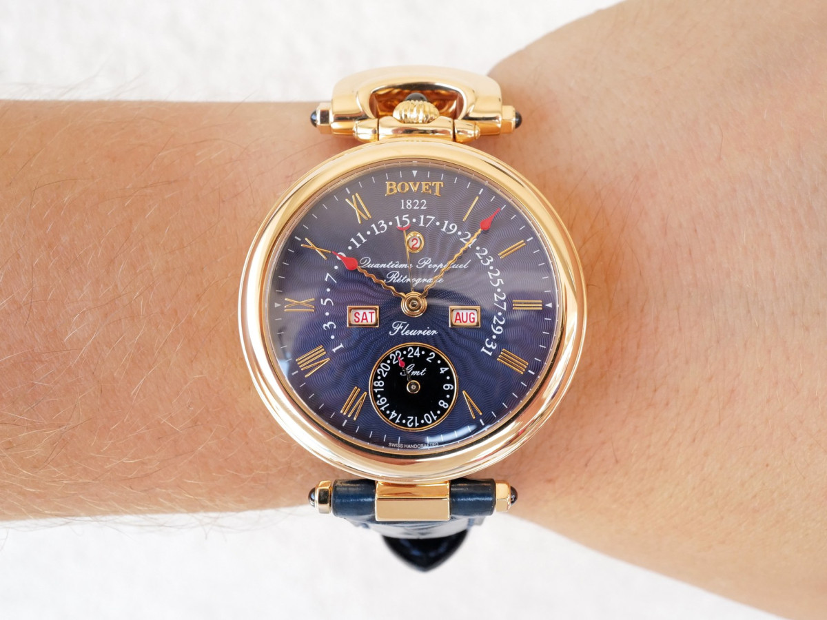 Bovet Amadeo Fleurier Perpetual Calendar Retrograde GMT 18K Rose Gold Blue Dial 42mm watch[5]