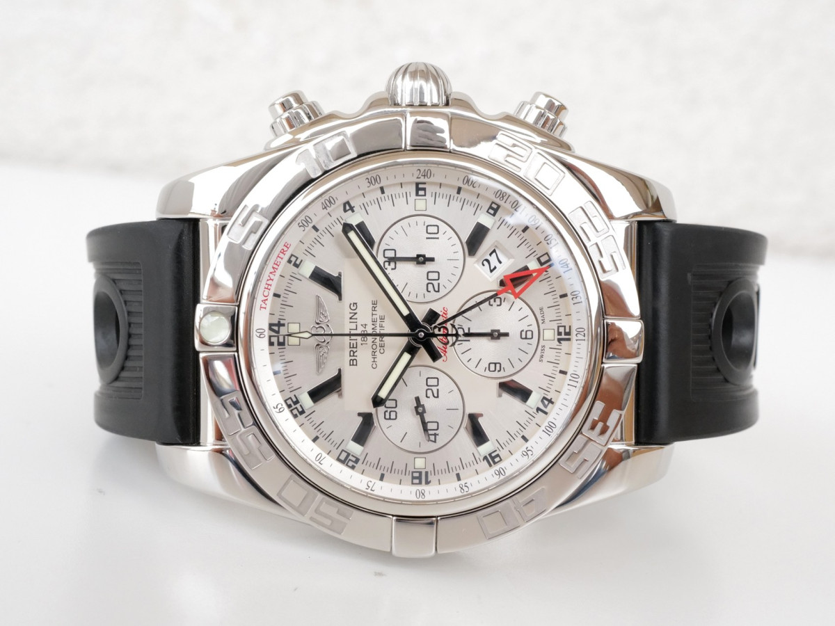 Breitling Chronomat GMT Chronograph White Dial 47 watch