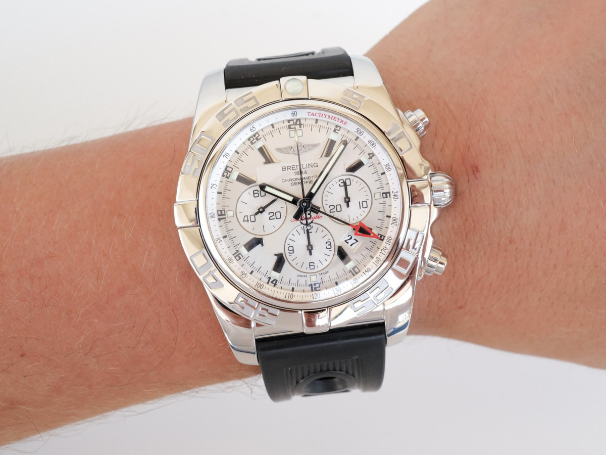 Breitling Chronomat GMT Chronograph White Dial 47 watch[5]