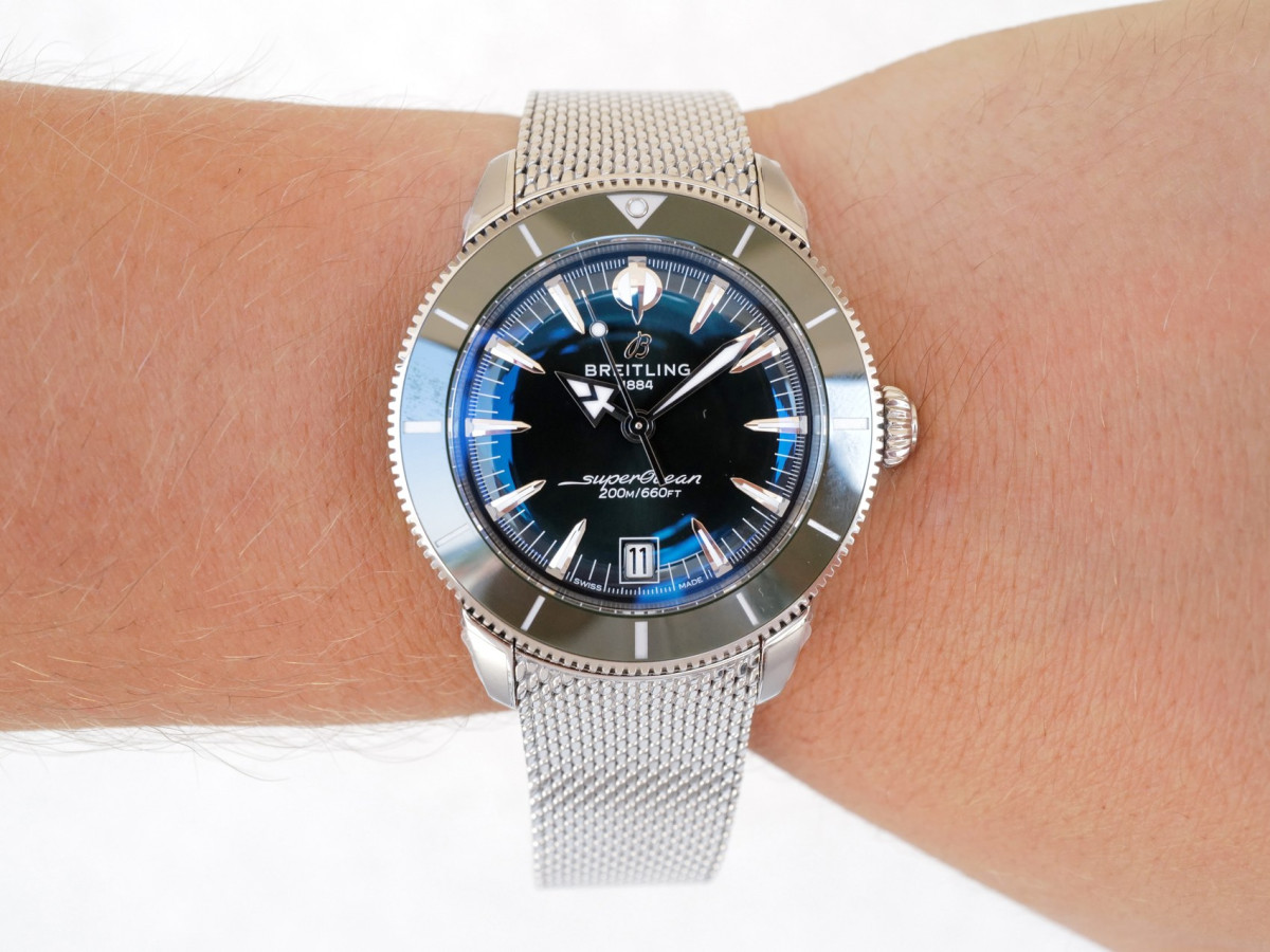 Часы Breitling Superocean Heritage B31 Automatic 40 Green Dial NEW[5]