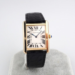 Швейцарський годинник Cartier Tank Solo 18K Yellow Gold Steel Quartz W1018855