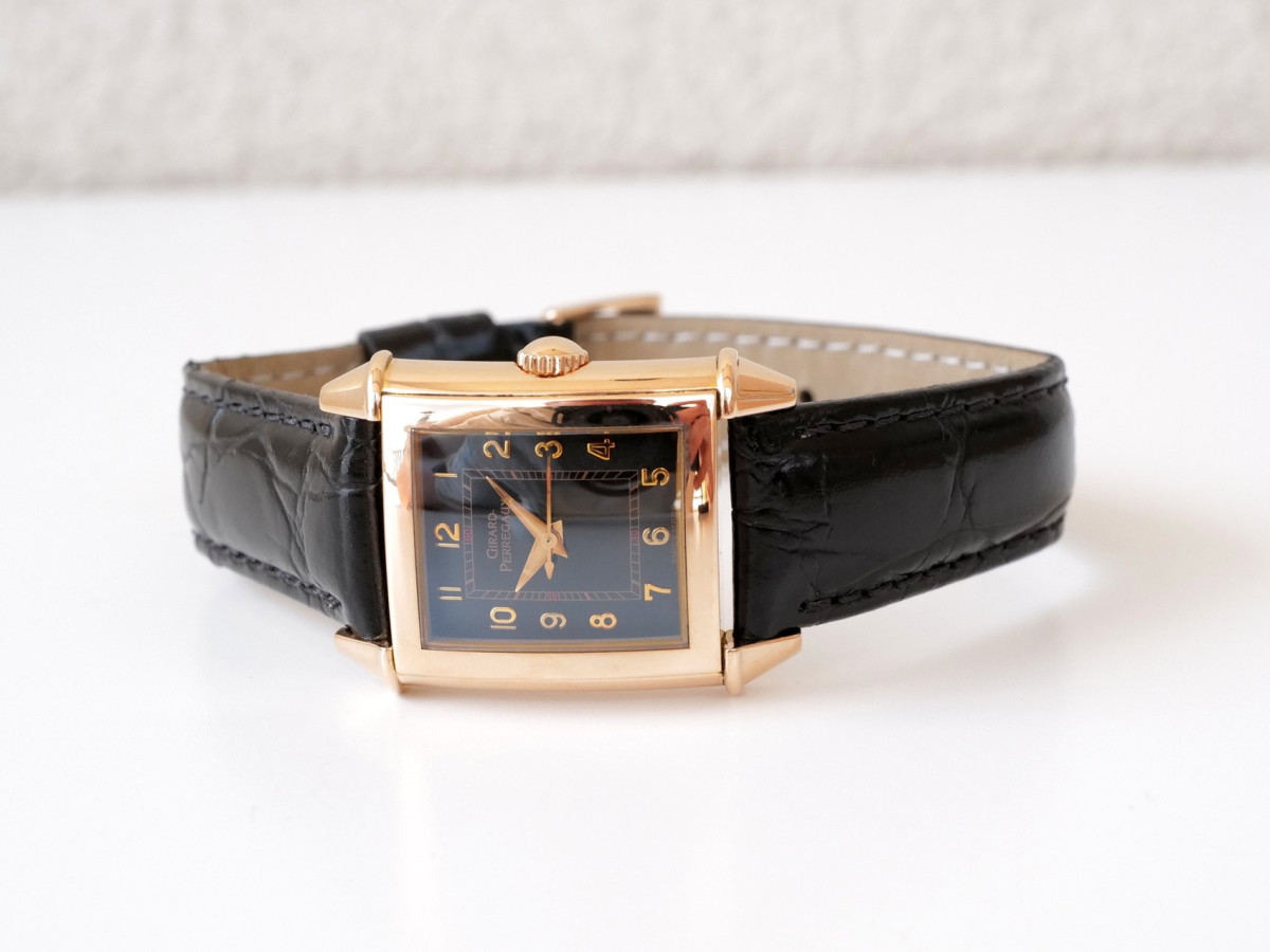 Годинник Girard Perregaux Vintage 1945 Ladies Quartz 18K Rose Gold