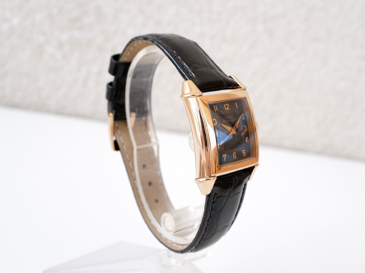 Годинник Girard Perregaux Vintage 1945 Ladies Quartz 18K Rose Gold[6]