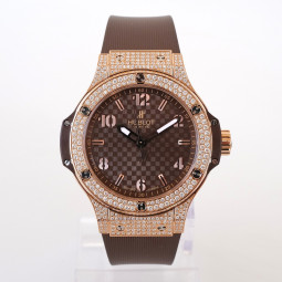 Швейцарские часы Hublot Big Bang Cappuccino Diamonds Pave 18K Rose Gold 38
