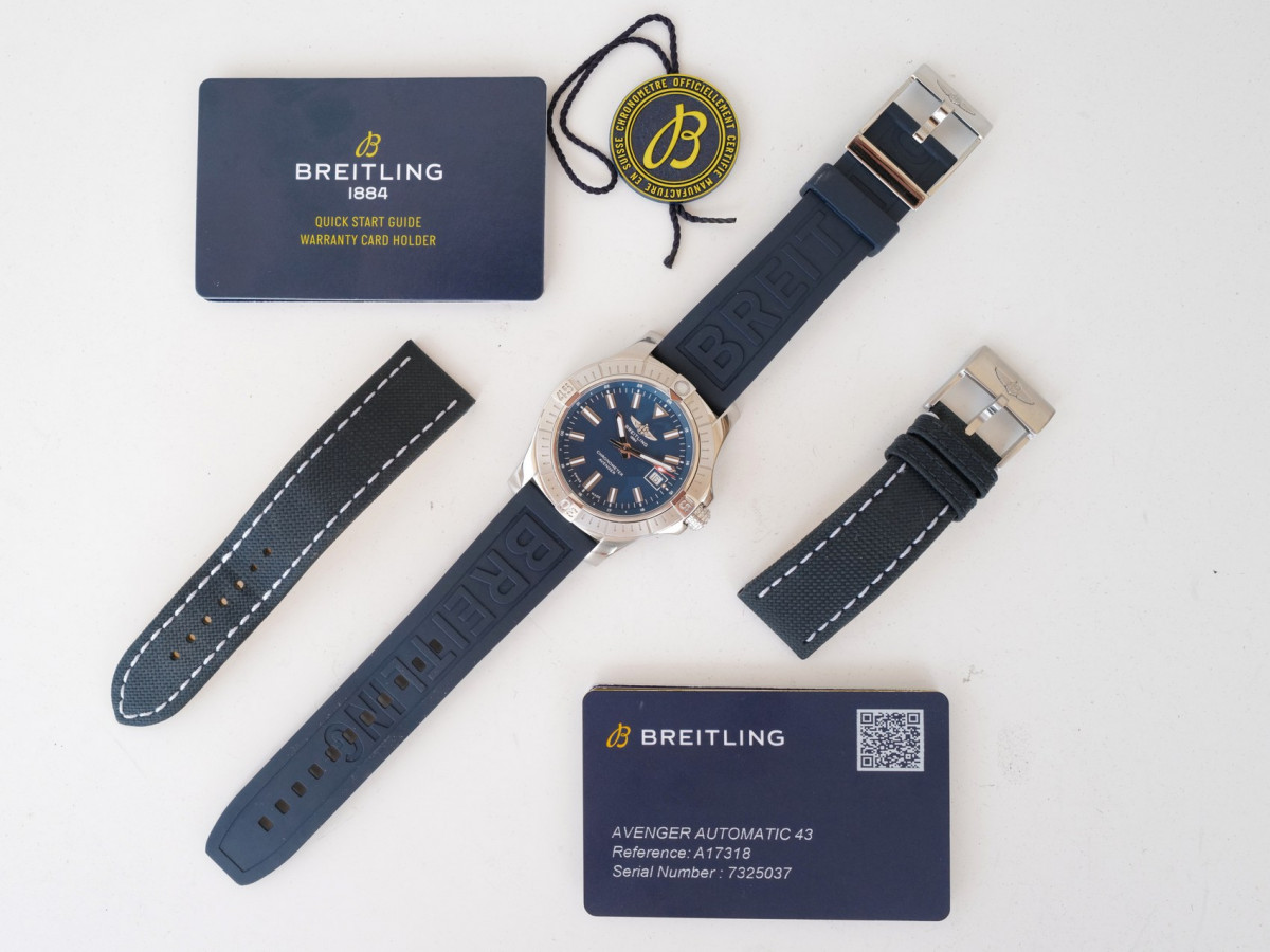 Годинник Breitling Avenger Automatic 43 Blue Dial[9]