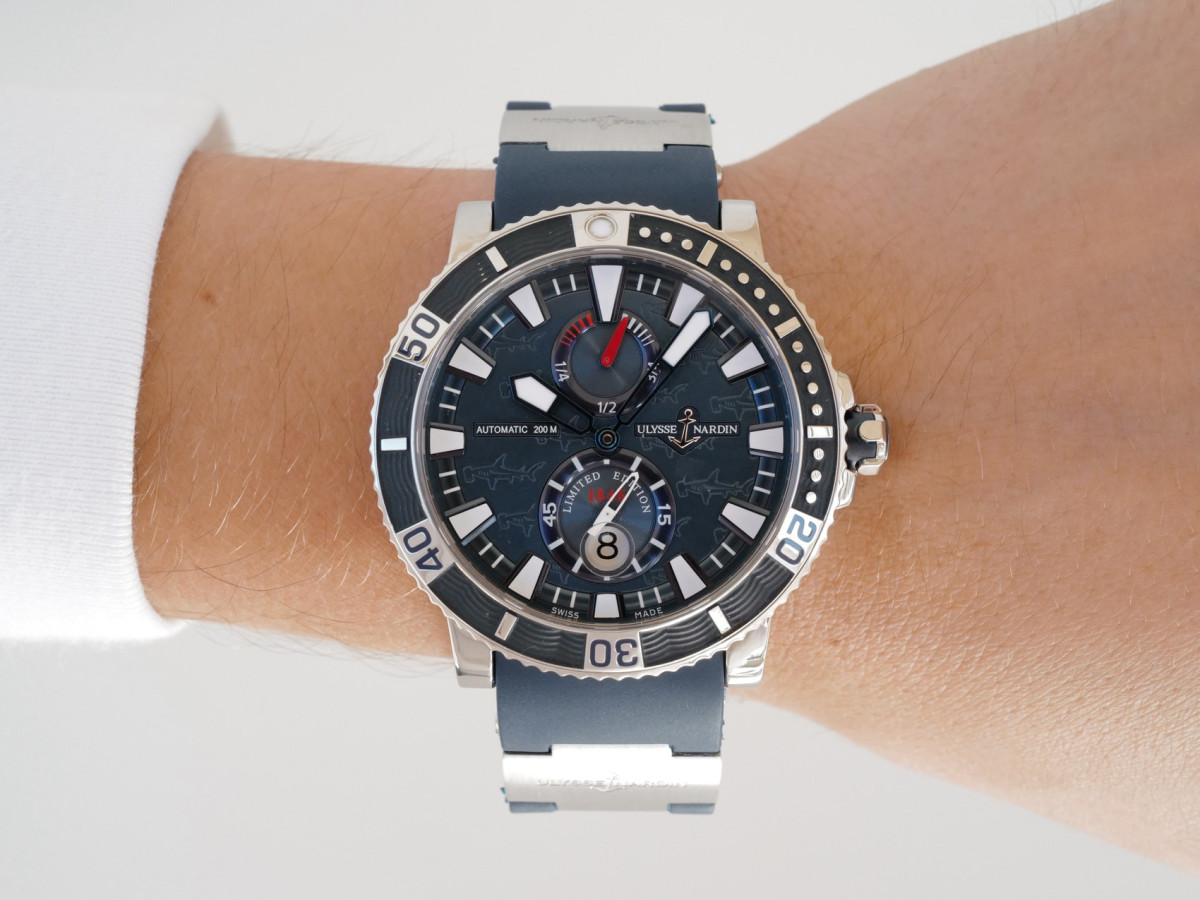 Ulysse Nardin Maxi Marine Diver Hammerhead Shark Limited Edition Titanium watch[5]