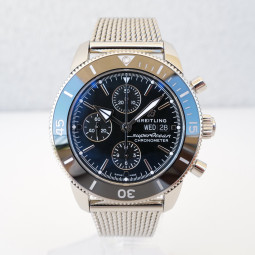 Швейцарские часы Breitling Superocean Heritage Chronograph 44mm Black Dial