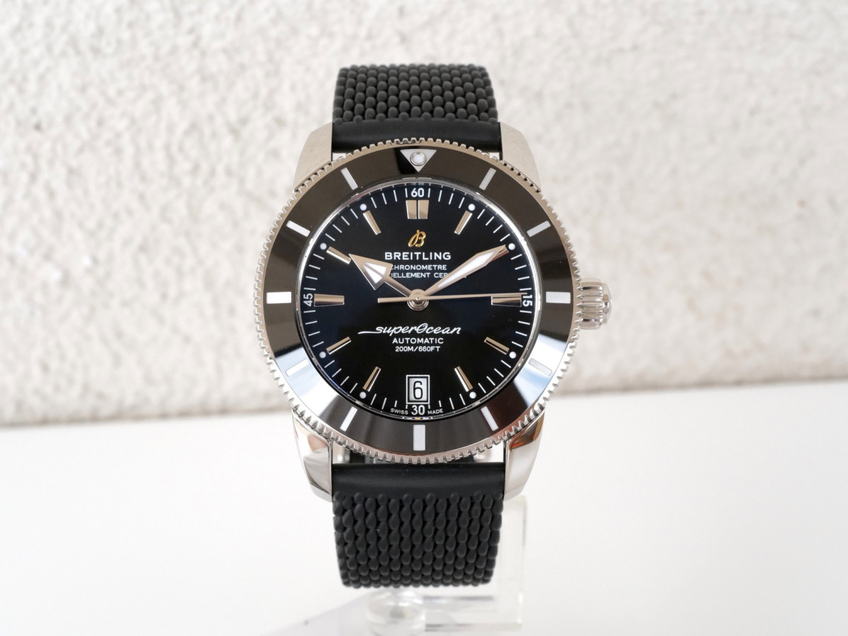 Купить часы Breitling Superocean Heritage II 42 B20 Automatic Black Dial