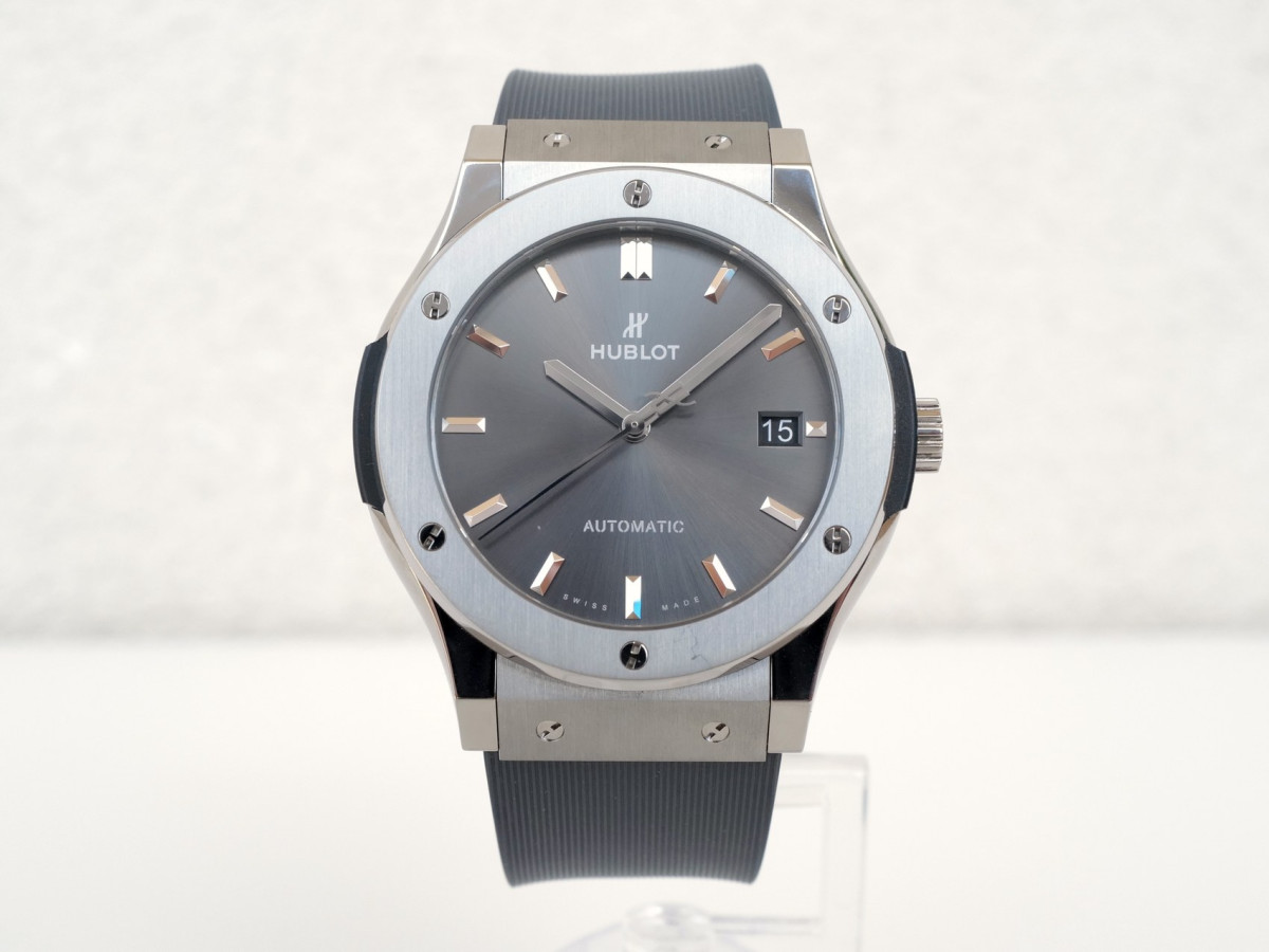 Купить часы Hublot Classic Fusion Racing Grey Titanium 45mm