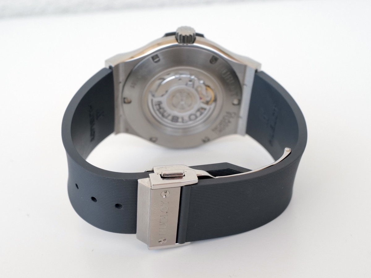 Часы Hublot Classic Fusion Racing Grey Titanium 45mm[2]