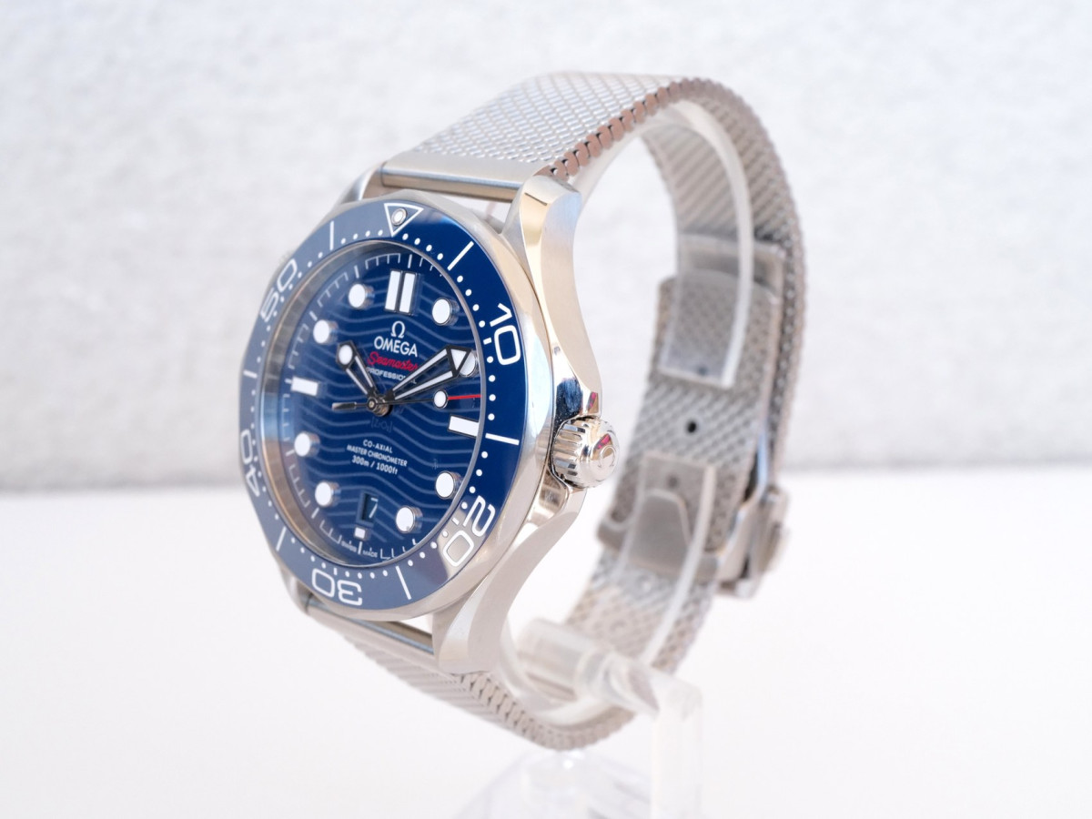 Часы Omega Seamaster Diver 300m Co-Axial Chronometer Blue Dial 42mm[7]