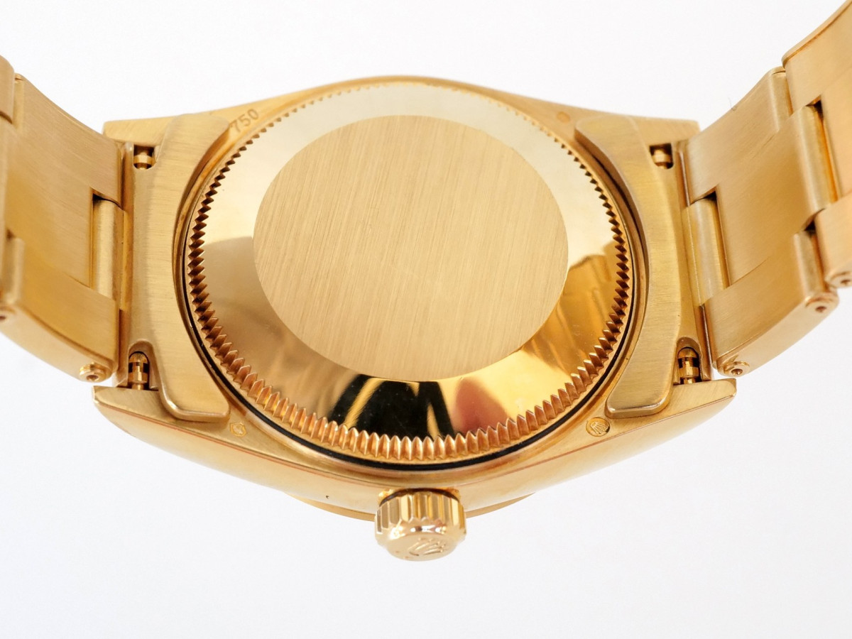 Часы Rolex Oyster Perpetual 31 Champagne Dial 18K Yellow Gold[3]