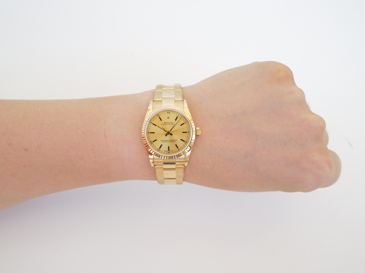 Часы Rolex Oyster Perpetual 31 Champagne Dial 18K Yellow Gold[4]