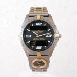 Швейцарський годинник Breitling Aerospace 40 Quartz Titanium Gold UTC Module