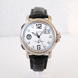 Швейцарские часы Ulysse Nardin Dual Time GMT Big Date 40mm