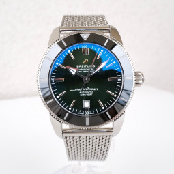 Швейцарские часы Breitling Superocean Heritage B20 Green Dial 46mm